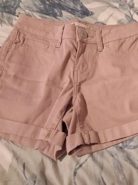 SO Mauve-Pink Rolled Hem Jean Shorts Size 3